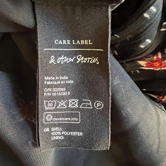 & Other Stories Ruffled Long Sleeve Black/Red Floral Mini Dress Size 2 EUC - Picture 9 of 10